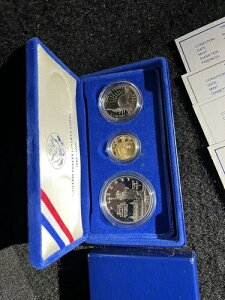 1986NčǎȐ_LO݁E݃v[t3Zbg