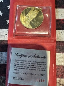 tN~g 18CG[S[h ʂւ̍ŏ̈ _ 