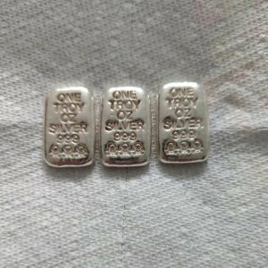 3Zbg - AgeBX~g 1IX Vo[o[ .999  3XJ nh|A