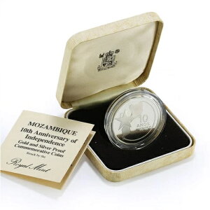 Ur[N 250eBJ Ɨ10NLOv[t 1985N