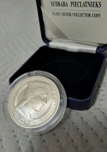 grAAbghAbgjA 2012N  5 g / eB tH[NK[ v[t