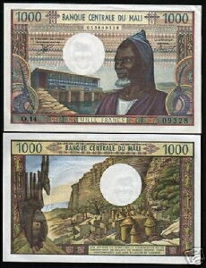 } 1000t P13E 1970N tX }Ee UNC ʉ  