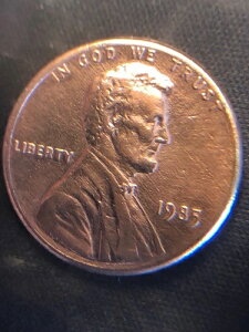 1985NAJ[LOZgAtXebvA~g}[NȂAIt@[Ă**