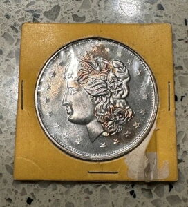 INz}B݁Eݕs̃oeB1IX999t@CVo[EhRC