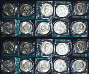 20 BU �R�C�� 1973 P �A�C�[���n���[ �h�� �~���g�Z�b�g �`�F�����[�� IKE $1