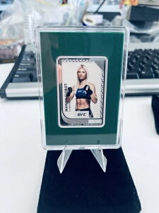 2024- UFC�g���[�f�B���O�R�C��-�}�m���E�t�B�I���b�g - 1�I���X �V���o�[�v���[�t�R�C��015/250