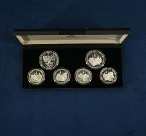 1980N\AVAIsbN Vo[v[tZbgij - č