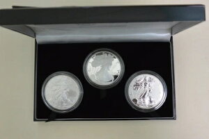 2006�N �V���o�[�C�[�O�� 3���Z�b�g�i���E�ۏ؏��t���j