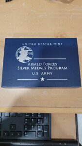 �A�����J������ �A�����J���R�⃁�_�� 2.5�I���X S22me