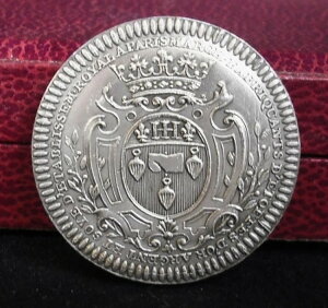 _ p  1970N 1730N l  D