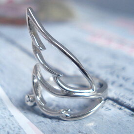 透かし可愛いリング 天使の翼 お洒落 繊細 リング イミテーションダイアモンド