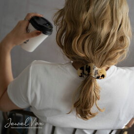【最大30%OFFクーポン有】 ヘアクリップ クリップ ヘアアクセサリー レディース ウェーブ ニュアンス バンスクリップ 髪留め まとめ髪 シンプル くすみカラー ミックスカラー べっ甲 べっこう おしゃれ かわいい オフィス メール便不可
