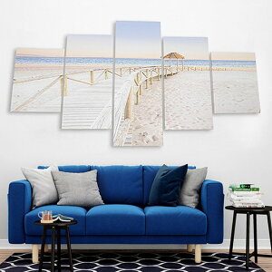 3つのテイスト別】リビングに飾るおしゃれな絵のインテリア30選