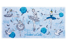 【全品　送料無料！】　イツコルベイユ　大判バスタオルブルー　青　白鳥の湖　かわぐちいつこ　バレエ画　たおる　レディース　女性　雑貨　グッズ　かわいい