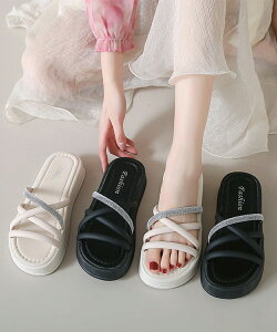 ★22.5cm〜25.0cm★2色★ブラック アイボリー サンダル 厚底ヒール ビーチサンダル ビーサン リゾート お出かけ 砂浜 海岸 旅行 インスタ 撮影 アイドル★ストラップサンダル レディース 厚底