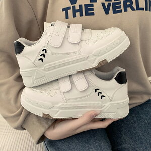 ★22.5cm(35)〜24.5cm(39)★2色★ブラック*ホワイト ベージュ*ホワイト スニーカー 通勤 通学 旅行 疲れないスニーカー 韓国ファッション靴 インスタ 撮影 アイドル★厚底スニーカー ベルク