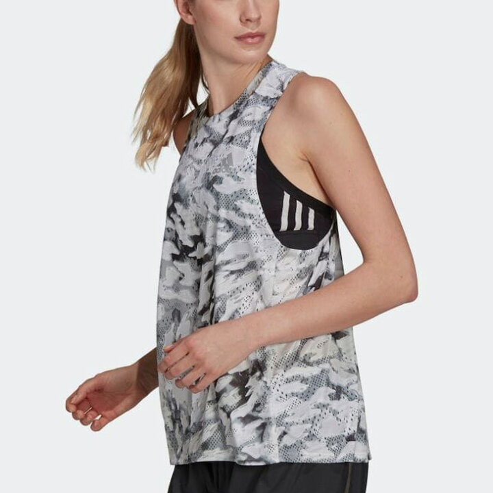 楽天市場 タンクトップ ランニングウェア レディース アディダス Adidasファスト グラフィック タンク ジョギング トレーニング ノースリーブシャツ 女性 トップス スポーツウェア Bl5 取寄 World Wide Market