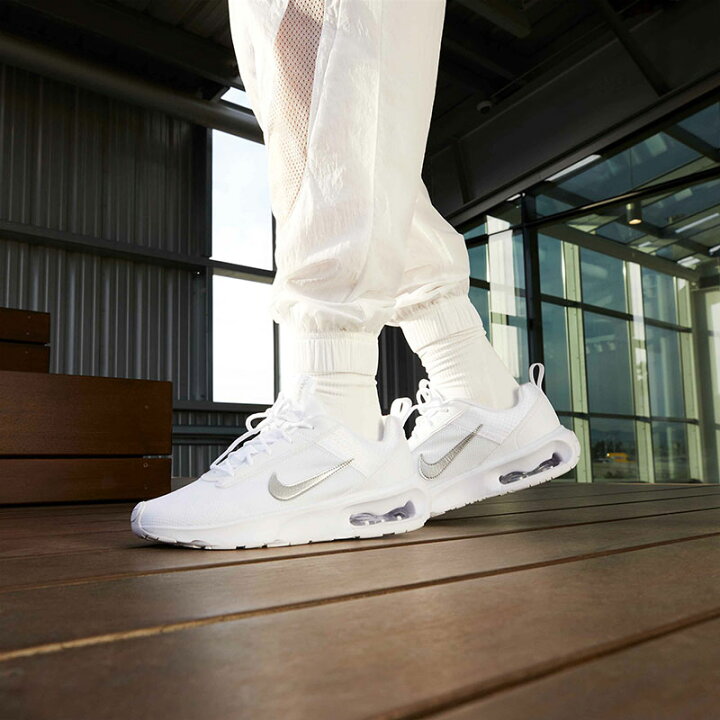 楽天市場 スニーカー レディースシューズ ナイキ Nike Wmns Air Max エア マックス Intrlk ライト ローカット スポーティ 靴 女性 おしゃれ くつ 白 ホワイト カジュアル Dv5695 100 World Wide Market