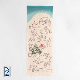 手ぬぐい 日本製 かまわぬ 鳥獣戯画 「冬じたく」 冬 冬柄 雪 風景 縦柄 綿 晒 さらし 生地 注染 手ぬぐい サイズ タペストリー インテリア 飾る ギフト プレゼント 贈り物 和 染 伝統 工芸 japan tenugui 手拭い 日本 てぬぐい 専門 正規品 わびすけ メール便