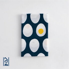 手ぬぐい 日本製 かまわぬ 「たまご」 たまご タマゴ 卵 食べ物 縦柄 綿 晒 さらし 注染 注染手ぬぐい サイズ タペストリー インテリア 飾る 土産 ギフト プレゼント 贈り物 japan カマワヌ tenugui 手拭い てぬぐい 専門 正規品 メール便 kamawanu