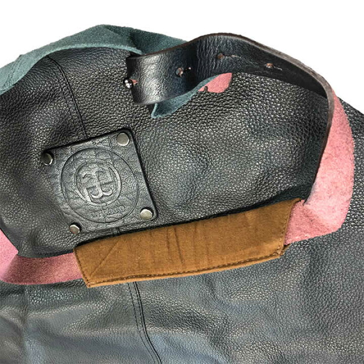 楽天市場 カッツァ アーティファクト 本革製タブリエ ロング ブラック トーションhj010wh付き Hb004bk ラッピング不可商品 ワイングッズ特選通販店wac