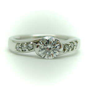 プラチナ 0.4ct・0.5ct用 リング空枠(中心のダイヤは別売り)KWR-15-0.5♪