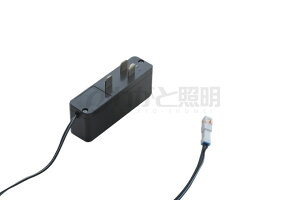 �v�����X�@���j�A�R���Z���g�p�����d�����u�@��i����AC100V �@��i�o�͓d��15W�@�o�͓d��DC12V�@�u���b�N�i���F�j�@RCAC15BK