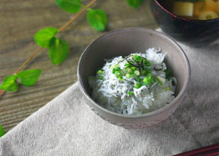 Kukka クッカ Kinari おしゃれ お家カフェ お茶碗 アイボリー ギフト ナチュラル 益子焼 花模様 飯椀 飯碗 人気定番の 飯碗