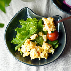 【MAX30%offクーポンあり】益子焼 ねこの取り皿 オーシャン わかさま陶芸 幅16cm 副菜皿 菓子皿 デザート皿 トレー 動物 アニマル ネイビー 紺色 ナチュラル おしゃれ かわいい ねこの形 おうち