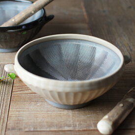 【max30%offクーポンあり】益子焼のすり鉢 【中サイズ/ナチュラルベージュ】 すりこぎ棒セット 陶器製 日本製 シンプル ナチュラル すりごま とろろ 和食 わかさま陶芸