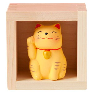 Zbg@eL@g@܂܂u@܎ٞe@Squares and beckoning cat figurine Good luck charms of Japan