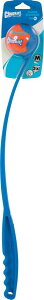 [] Chuckit! NVbN {[`[ hbOgC A\[gJ[ 26C` [yVCOʔ] | Chuckit! Classic Ball Launcher Dog Toy, Assorted Colors 26"