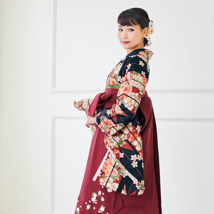 楽天市場】【レンタル】 卒業式 袴 レンタル 女 フルセット レトロ 卒業式袴セット2尺袖着物&袴フルセットレンタル 安い 大学 小学生サイズあり レトロモダン 「黒地にえんじ系の矢絣 芍薬 撫子 桜」 : 和 なでしこ