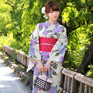 【6月8日より順次発送】浴衣セット女性送料無料高級変わり織り綿麻浴衣3点セット「生成り地に青紫の紫陽花と流水」綿麻浴衣帯下駄女性浴衣セットゆかたユカタ