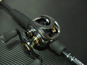 �yWANEE'S�z �v���e�N�V�����f�J�[���L�b�g�@DAIWA 19 STEEZ CT SV TW �p�@�v���e�N�V�����f�J�[��KIT�i�����[���{�̂͊܂܂�܂���j���[���̃L�Y�\�h�ɂ��I