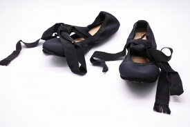 [USED/中古]Dior ディオール その他靴 19SS バレリーナシューズ（36.5）フラットシューズ 黒 リボン レディース靴 ブラック 36 A（未使用に近い）ランク 中古 ai-tdc-008622