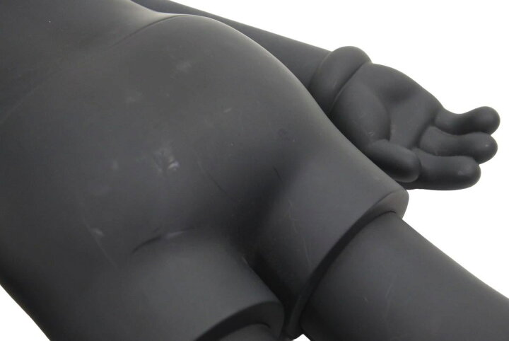 楽天市場】KAWS COMPANION 2020 OPEN EDITION ブラック カウズ  