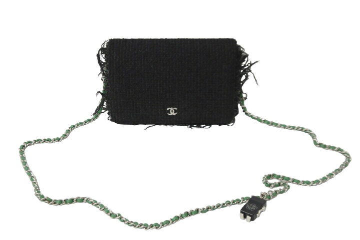 楽天市場】CHANEL シャネル ショルダーバッグ ロボットチャーム付き 