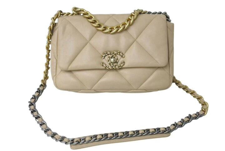 楽天市場】極美品 CHANEL シャネル19 2WAYシングルフラップマトラッセ 