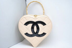 ◆[USED/中古]◆送料無料◆【美品】シャネル　CHANEL 　ヴィンテージ ハートバニティバッグ 　チェーンハンドル ココマーク　ピンク　25266　パテント 美品【RCP】【中古】