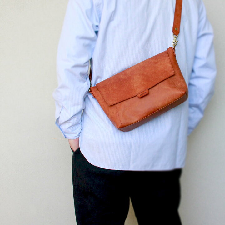 楽天市場】[Ryu] MESSENGER BAG (M) : wathz