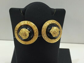 ジャンニヴェルサーチ GIANNI VERSACE ヴェルサーチ イヤリング ブラックゴールド 【中古】