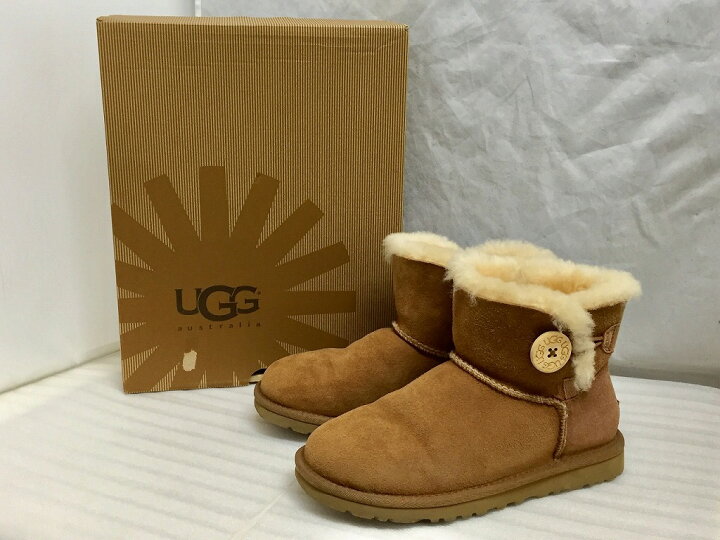 楽天市場】アグ UGG MINI BAILEY BUTTON ミニ ベイリー ボタン  