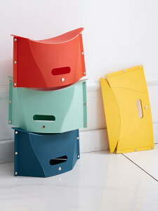 折りたたみ椅子 アウトドア コンパクト スツール ポータブル 屋外 旅行 携帯用 持ち運び 釣り キャンプ バーベキュー ピクニック 女性 子供 軽量 赤 青 黄