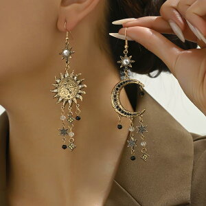 ピアス イヤリング レディース 欧米風 大ぶり ロング 個性的 太陽 月 星 レトロ アンティーク ヴィンテージ ファッション 合金製 耳飾り