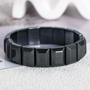 ブレスレット メンズ 男性用 ヘマタイト 伸縮性 数珠 ビーズ レトロ ヴィンテージ 個性的 個性派 テラヘルツ 電気メッキ加工 幾何学模様