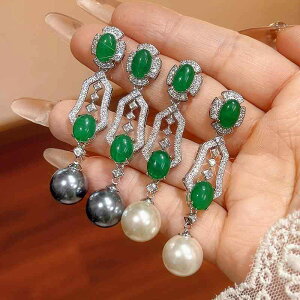 sAX  fB[X p zCgp[ GhO[ O tW GKg i i tF~j  p[eB[  Ă΂ tH[} ig