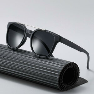 TOX Y jp t _uubW XNGA rbOt[ g Be[W UVJbg UV400 ^]p hCrO ނ AEghA X|[c t@bV s W[