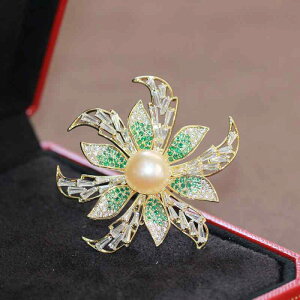 ブローチ レディース 高級感 個性的 マイクロパヴェ ジルコニア グリーン フラワー レトロ アンティーク風 天然パール ゴールド 上品 普段使い パーティー フォーマル 結婚式 エレガント ギ