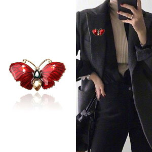 ブローチ 男女兼用 レトロ 宮廷風 アンティーク ヨーロピアンテイスト ラインストーン 蝶モチーフ 七宝焼き風エナメル 高級感 ファッション小物 通勤 オフィス